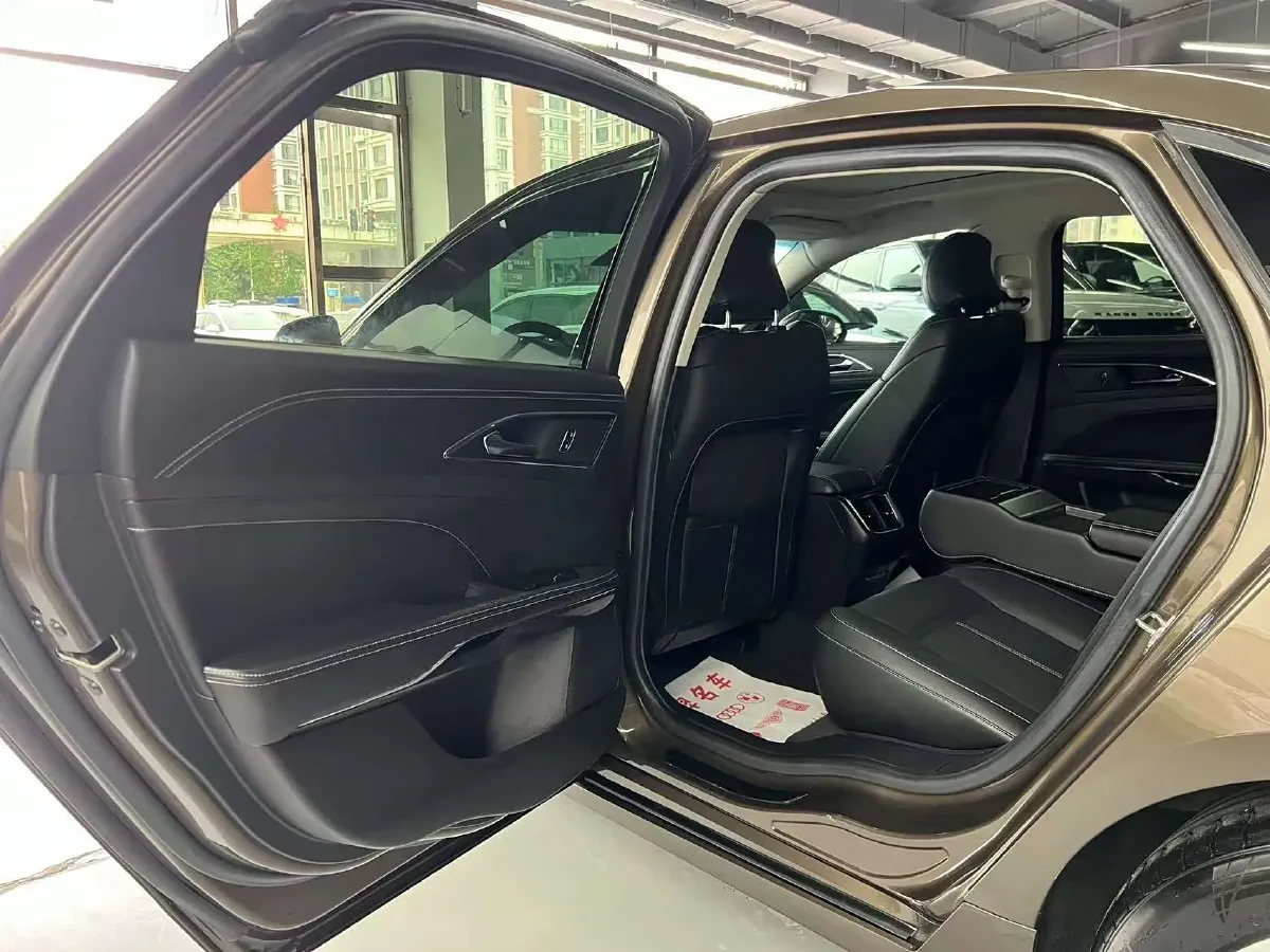 2015 Ford Taurus 2.0T 245HP L4 6AT,autocango,china used car exporter,china ev exporter,chinese used car exporter,chinese used ev exporter