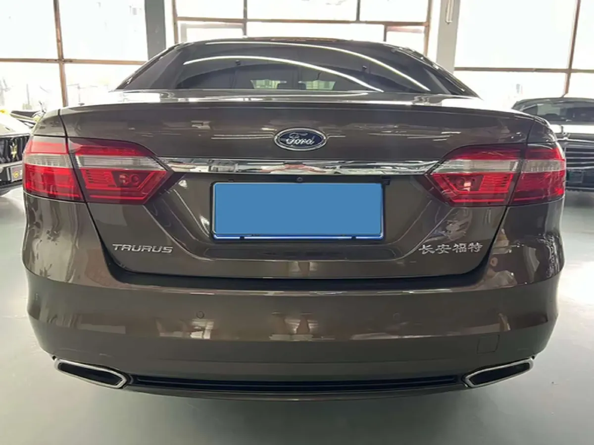 2015 Ford Taurus 2.0T 245HP L4 6AT,autocango,china used car exporter,china ev exporter,chinese used car exporter,chinese used ev exporter