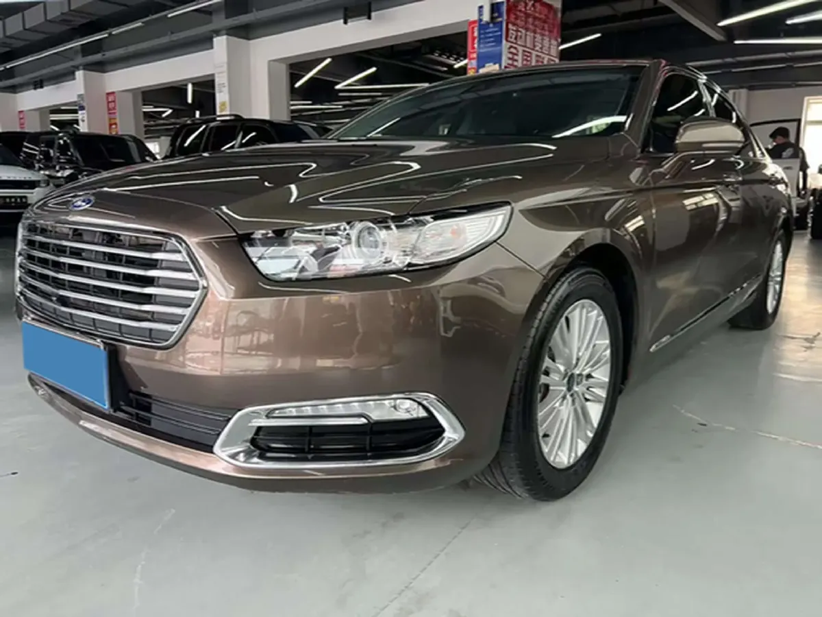 2015 Ford Taurus 2.0T 245HP L4 6AT,autocango,china used car exporter,china ev exporter,chinese used car exporter,chinese used ev exporter