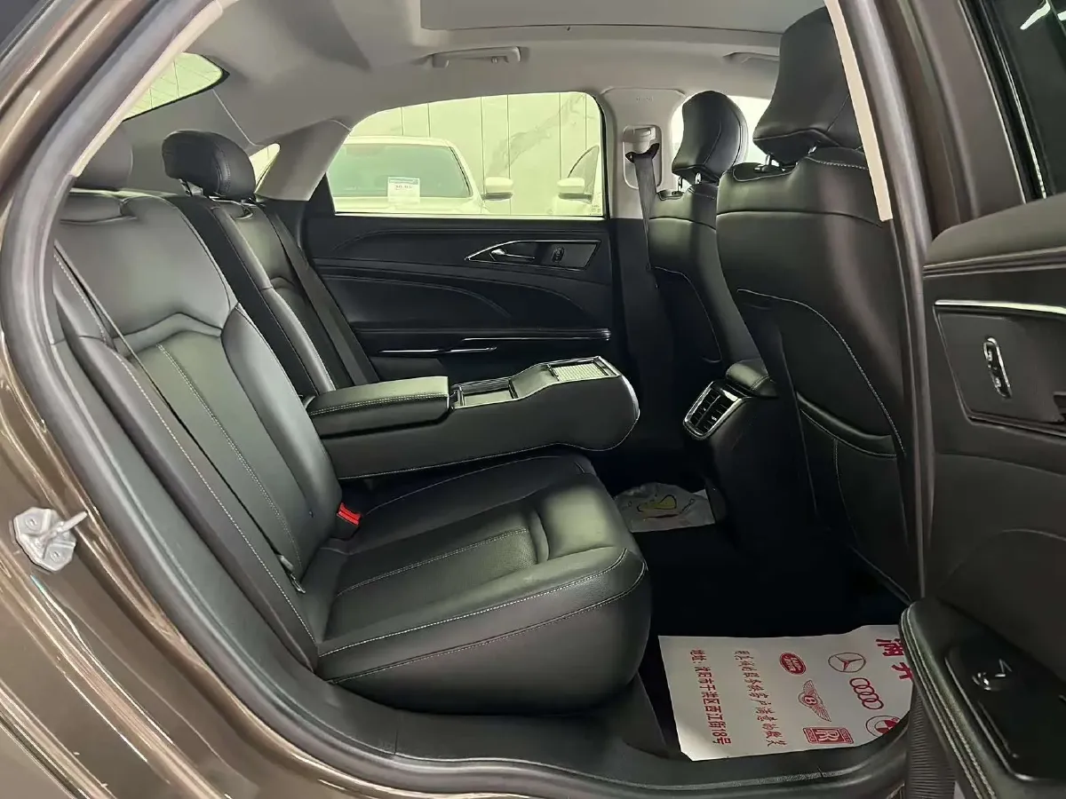 2015 Ford Taurus 2.0T 245HP L4 6AT,autocango,china used car exporter,china ev exporter,chinese used car exporter,chinese used ev exporter