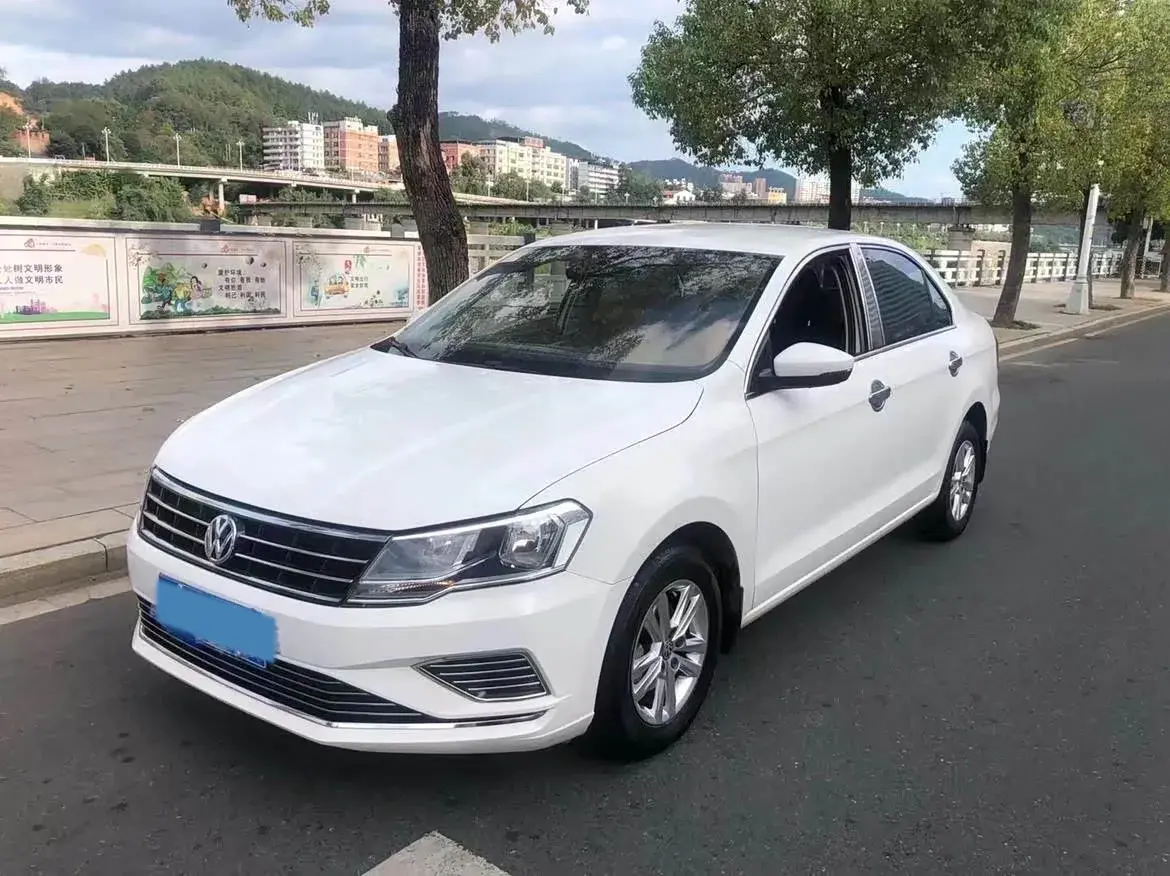 2015 Volkswagen Jetta 1.6L 110HP L4 6AT