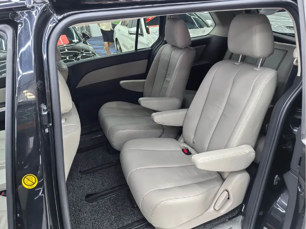 2015 Mazda 8 2.5L 163HP L4 5AT,autocango,china used car exporter,china ev exporter,chinese used car exporter,chinese used ev exporter