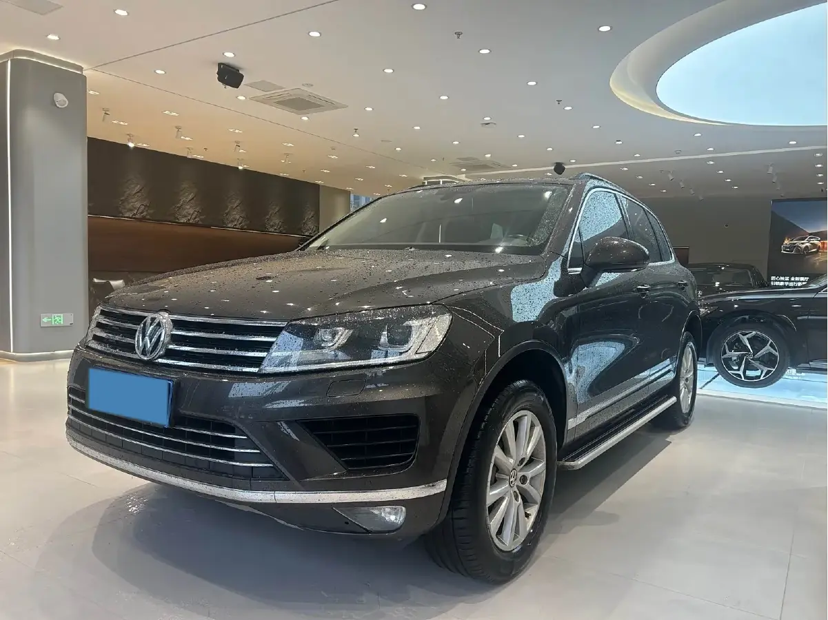 2017 Volkswagen Touareg 3.0T 320HP V6 8AT
