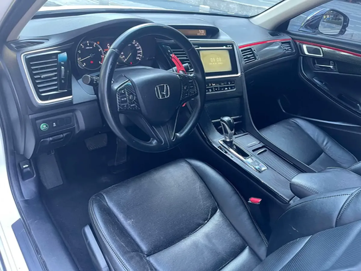 2015 Honda Spirior 2.0L 155HP L4 CVT,autocango,china used car exporter,china ev exporter,chinese used car exporter,chinese used ev exporter