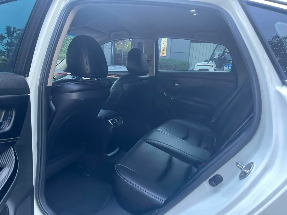 2015 Honda Spirior 2.0L 155HP L4 CVT,autocango,china used car exporter,china ev exporter,chinese used car exporter,chinese used ev exporter