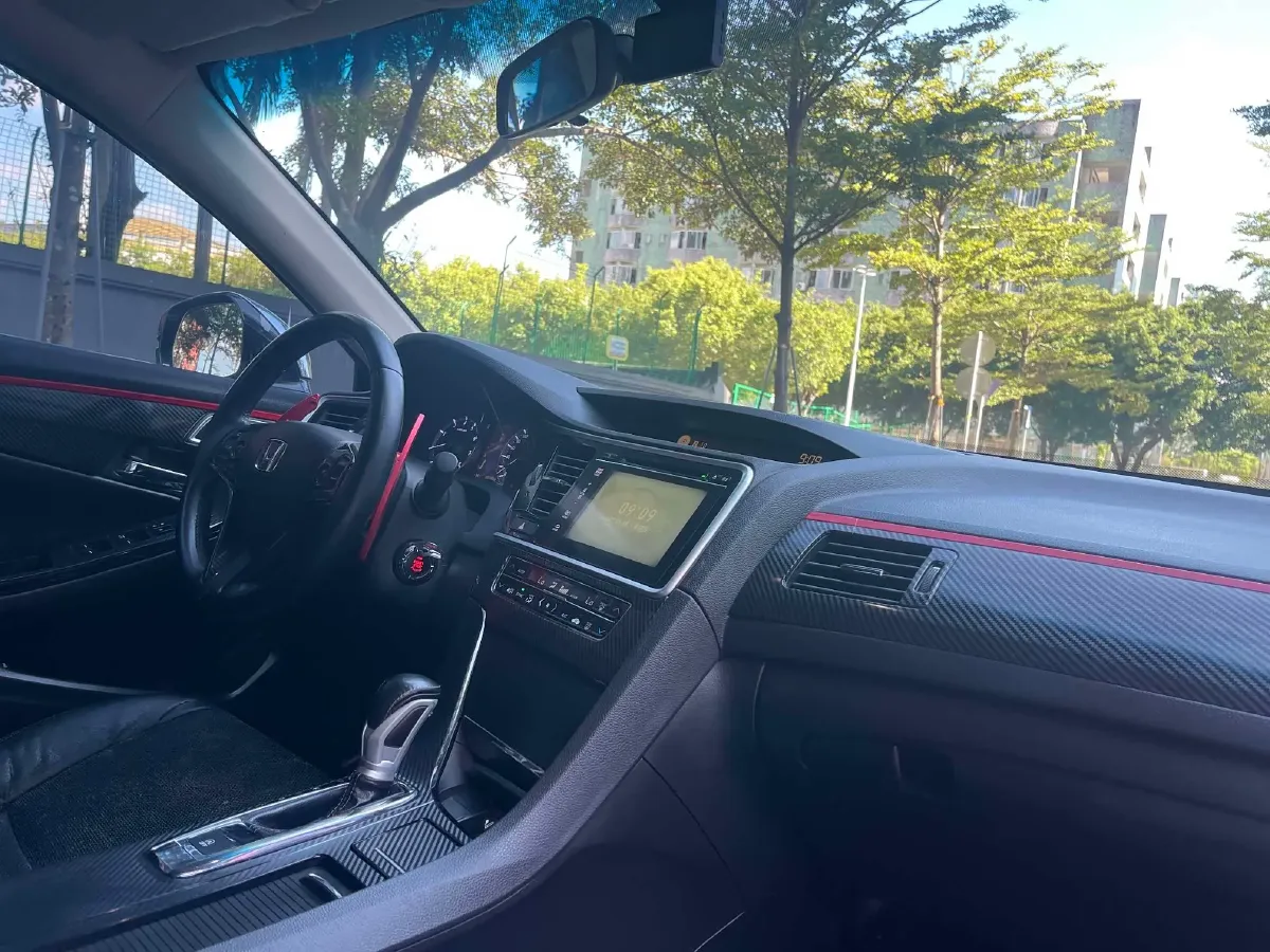 2015 Honda Spirior 2.0L 155HP L4 CVT,autocango,china used car exporter,china ev exporter,chinese used car exporter,chinese used ev exporter