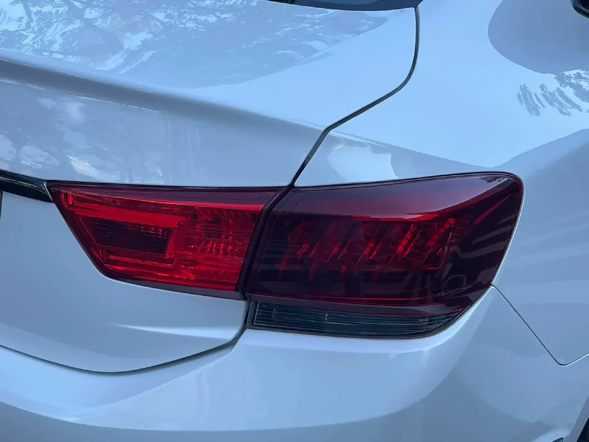 2015 Honda Spirior 2.0L 155HP L4 CVT,autocango,china used car exporter,china ev exporter,chinese used car exporter,chinese used ev exporter