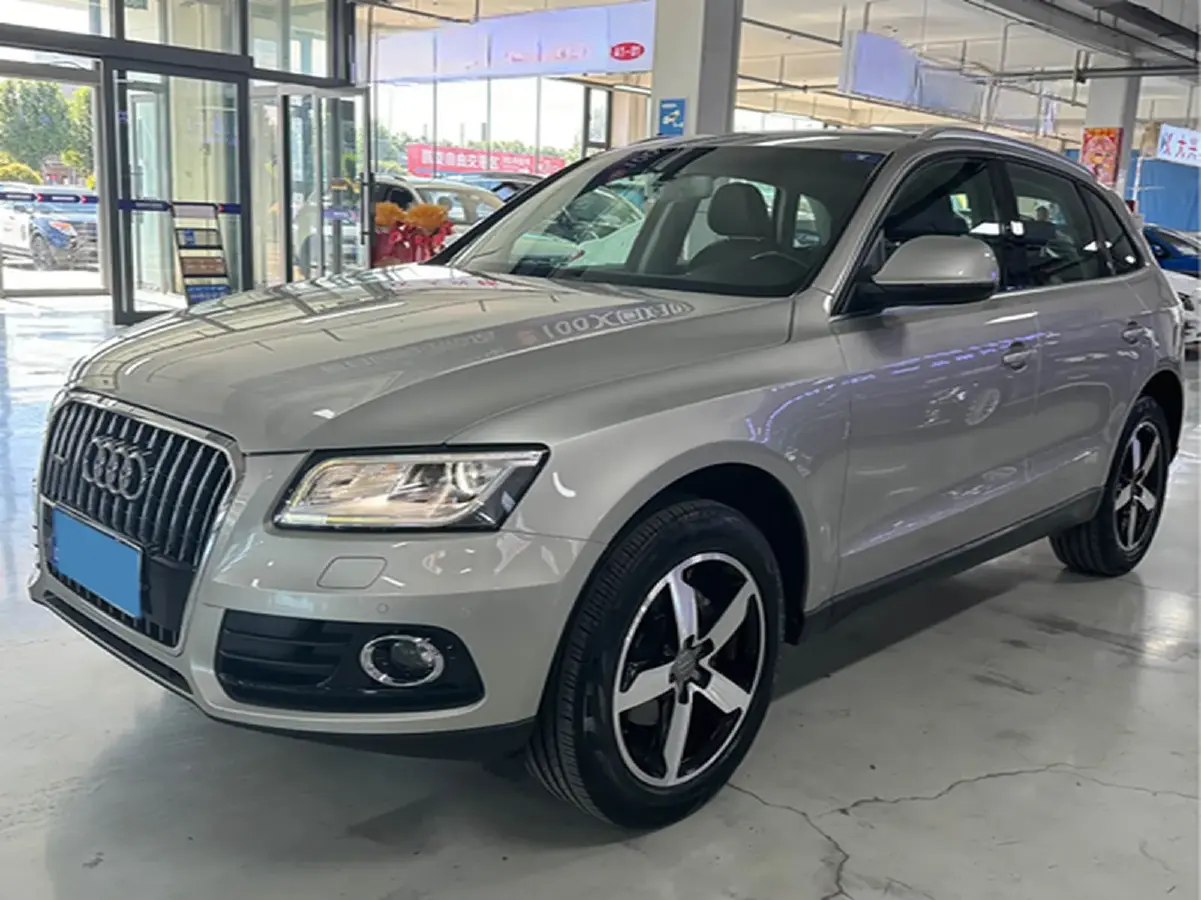2013 Audi Q5 2.0T 211HP L4 8AT