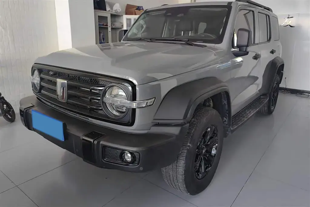 2023 Tank 300 2.0T 227HP L4 8AT