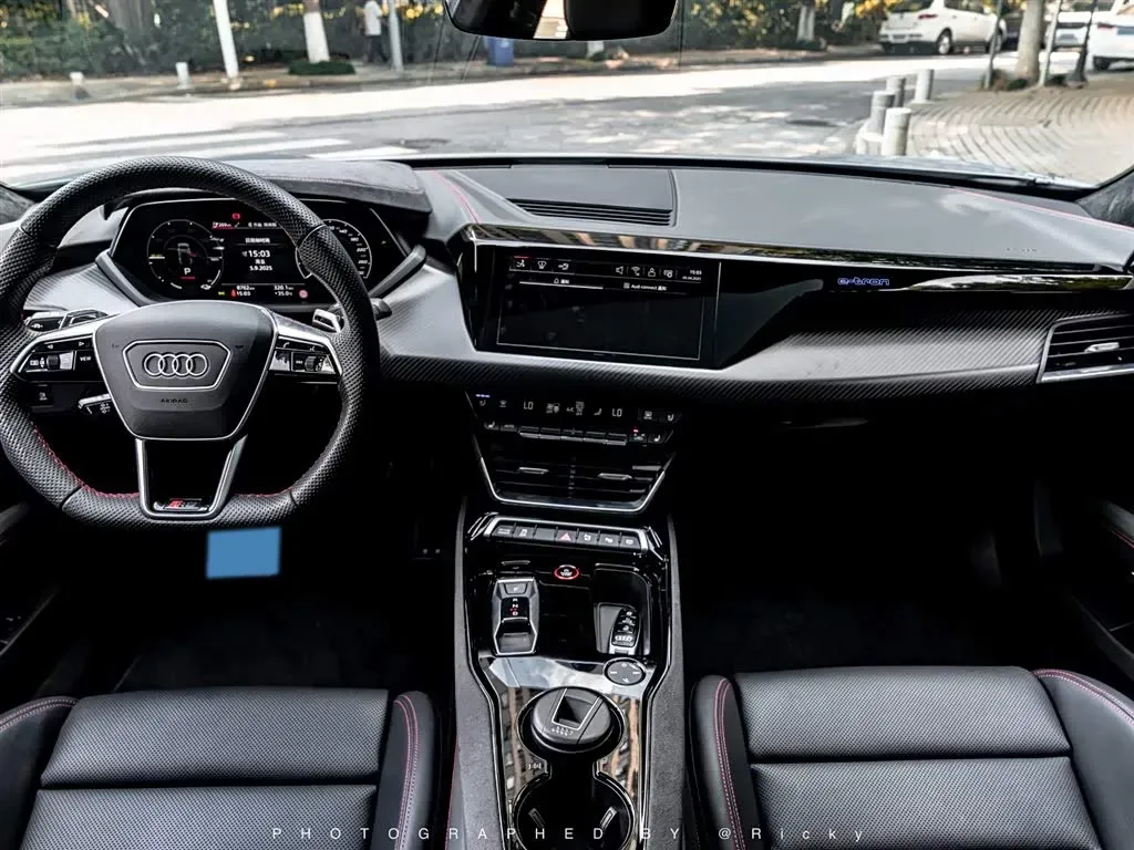 2023 Audi RS e-tron GT 2AT BEV 93.4KWH,autocango,china used car exporter,china ev exporter,chinese used car exporter,chinese used ev exporter