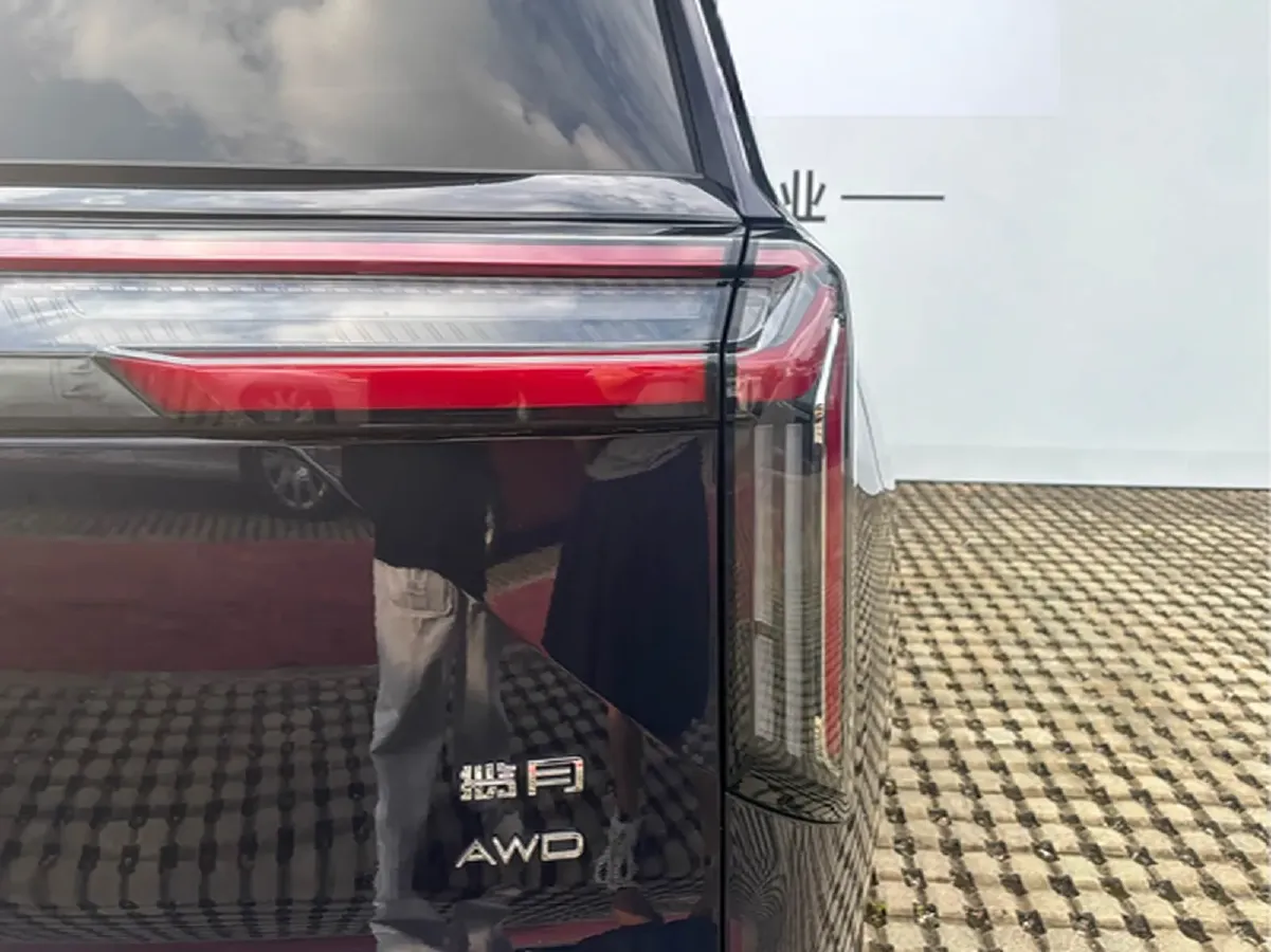 2025 Exceed VXC-DM 1.5T 156HP L4 3DHT PHEV 34.46KWH,autocango,china used car exporter,china ev exporter,chinese used car exporter,chinese used ev exporter