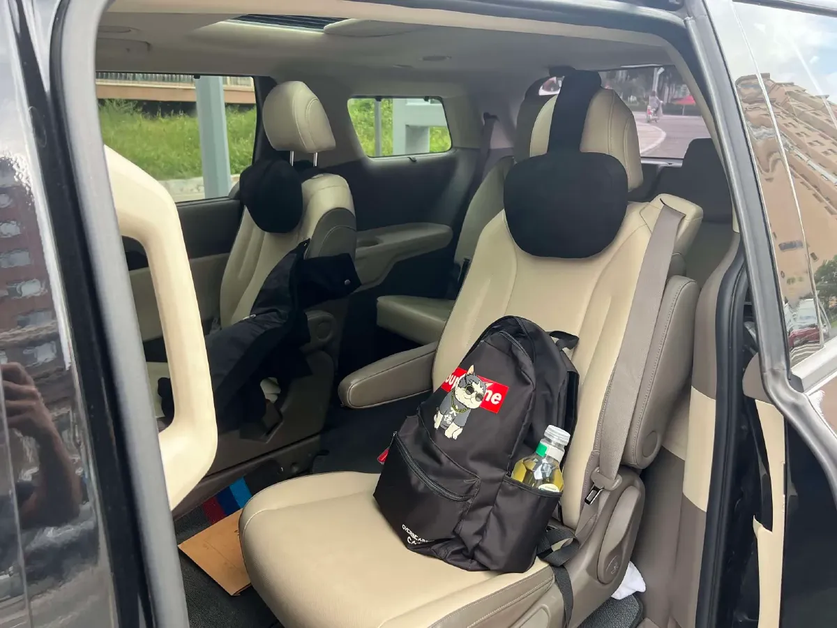 2021 Kia Carnival 2.0T 233HP L4 8AT,autocango,china used car exporter,china ev exporter,chinese used car exporter,chinese used ev exporter