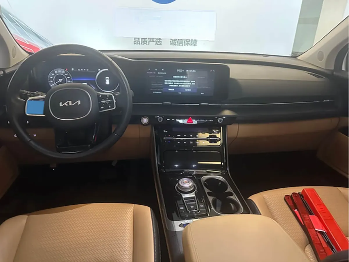 2021 Kia Carnival 2.0T 233HP L4 8AT,autocango,china used car exporter,china ev exporter,chinese used car exporter,chinese used ev exporter