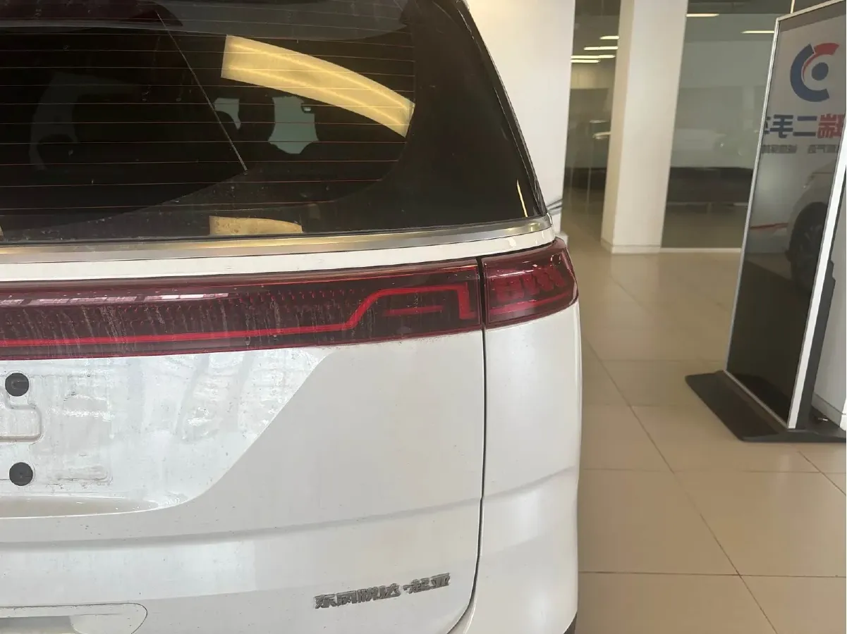 2021 Kia Carnival 2.0T 233HP L4 8AT,autocango,china used car exporter,china ev exporter,chinese used car exporter,chinese used ev exporter