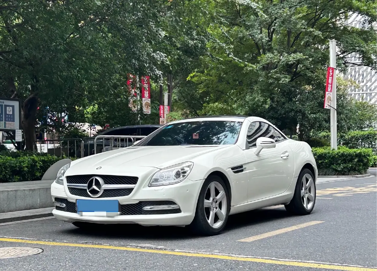 2011 Mercedes-Benz SLK Class 1.8T 184HP L4 7AT