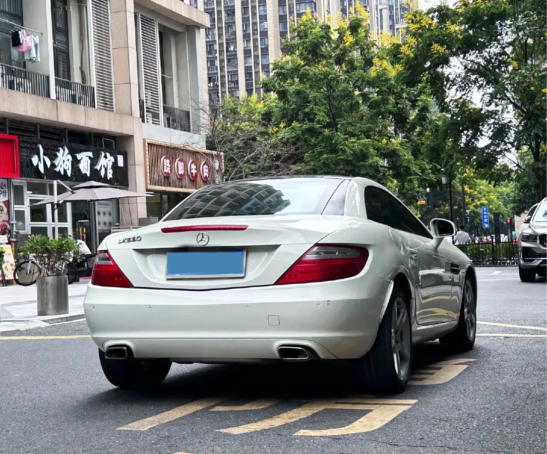 2011 Mercedes-Benz SLK Class 1.8T 184HP L4 7AT,autocango,china used car exporter,china ev exporter,chinese used car exporter,chinese used ev exporter