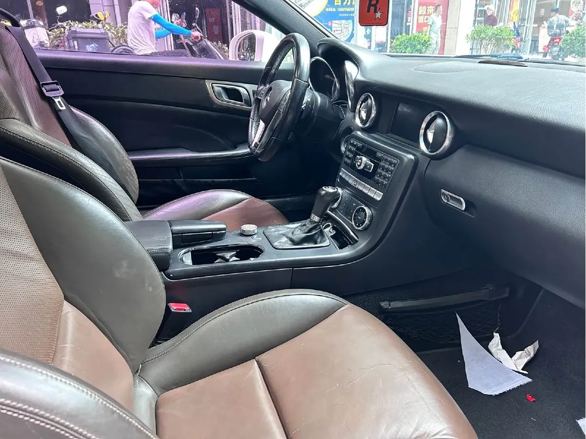 2011 Mercedes-Benz SLK Class 1.8T 184HP L4 7AT,autocango,china used car exporter,china ev exporter,chinese used car exporter,chinese used ev exporter