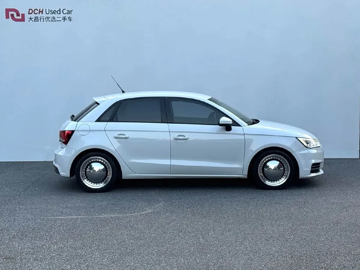 2016 Audi A1 1.4T 125HP L4 7DCT,autocango,china used car exporter,china ev exporter,chinese used car exporter,chinese used ev exporter