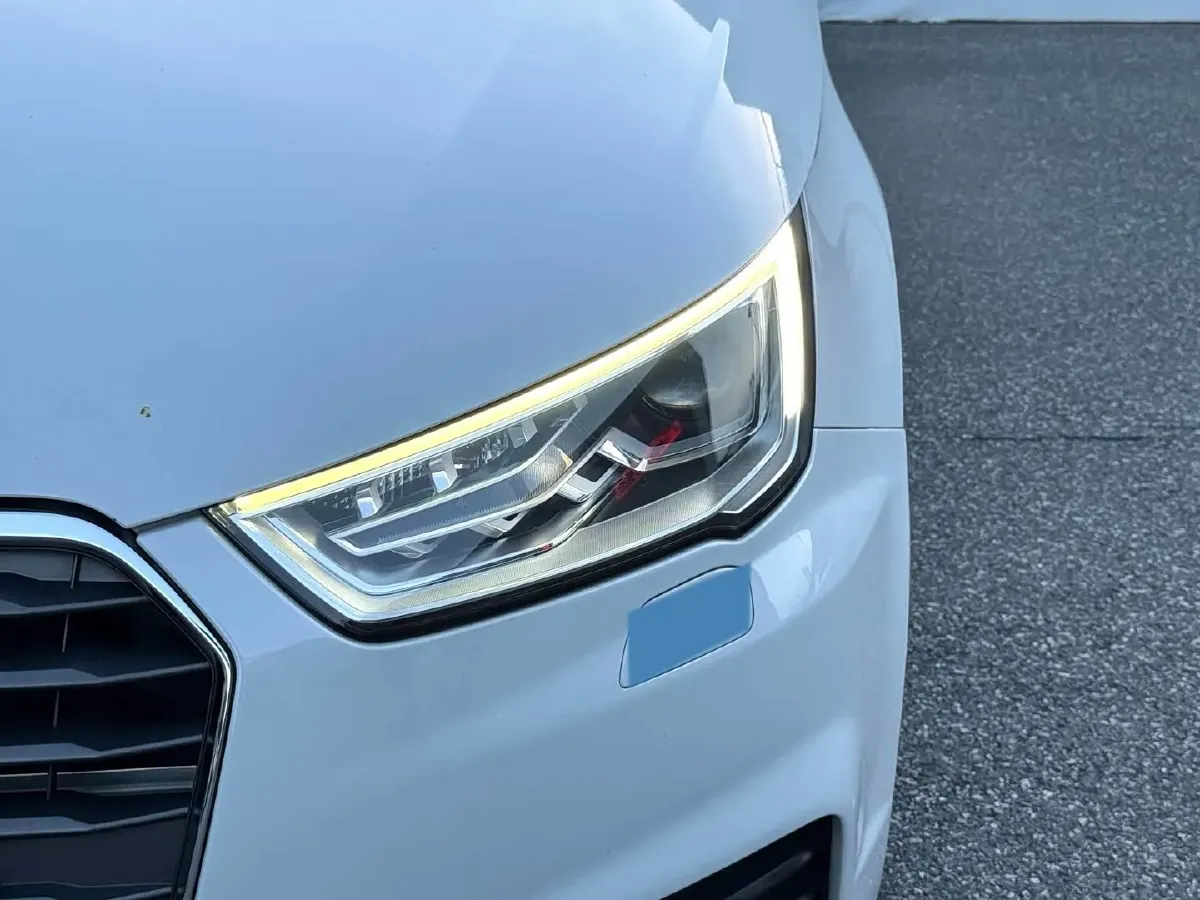 2016 Audi A1 1.4T 125HP L4 7DCT,autocango,china used car exporter,china ev exporter,chinese used car exporter,chinese used ev exporter