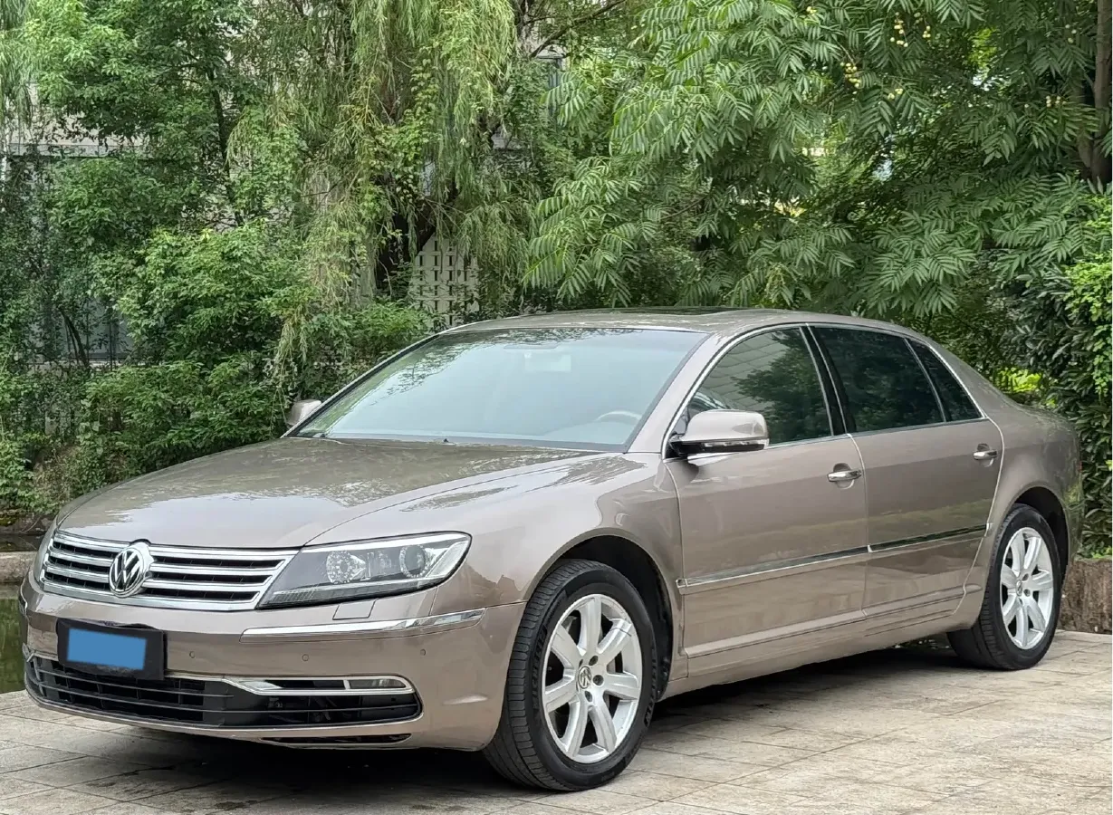 2011 Volkswagen Pheaton 3.6L 280HP V6 6AT,autocango,china used car exporter,china ev exporter,chinese used car exporter,chinese used ev exporter