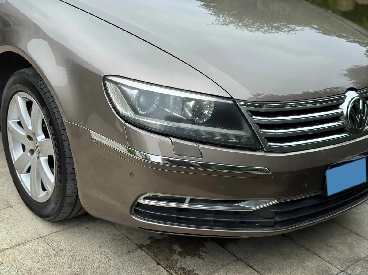 2011 Volkswagen Pheaton 3.6L 280HP V6 6AT,autocango,china used car exporter,china ev exporter,chinese used car exporter,chinese used ev exporter