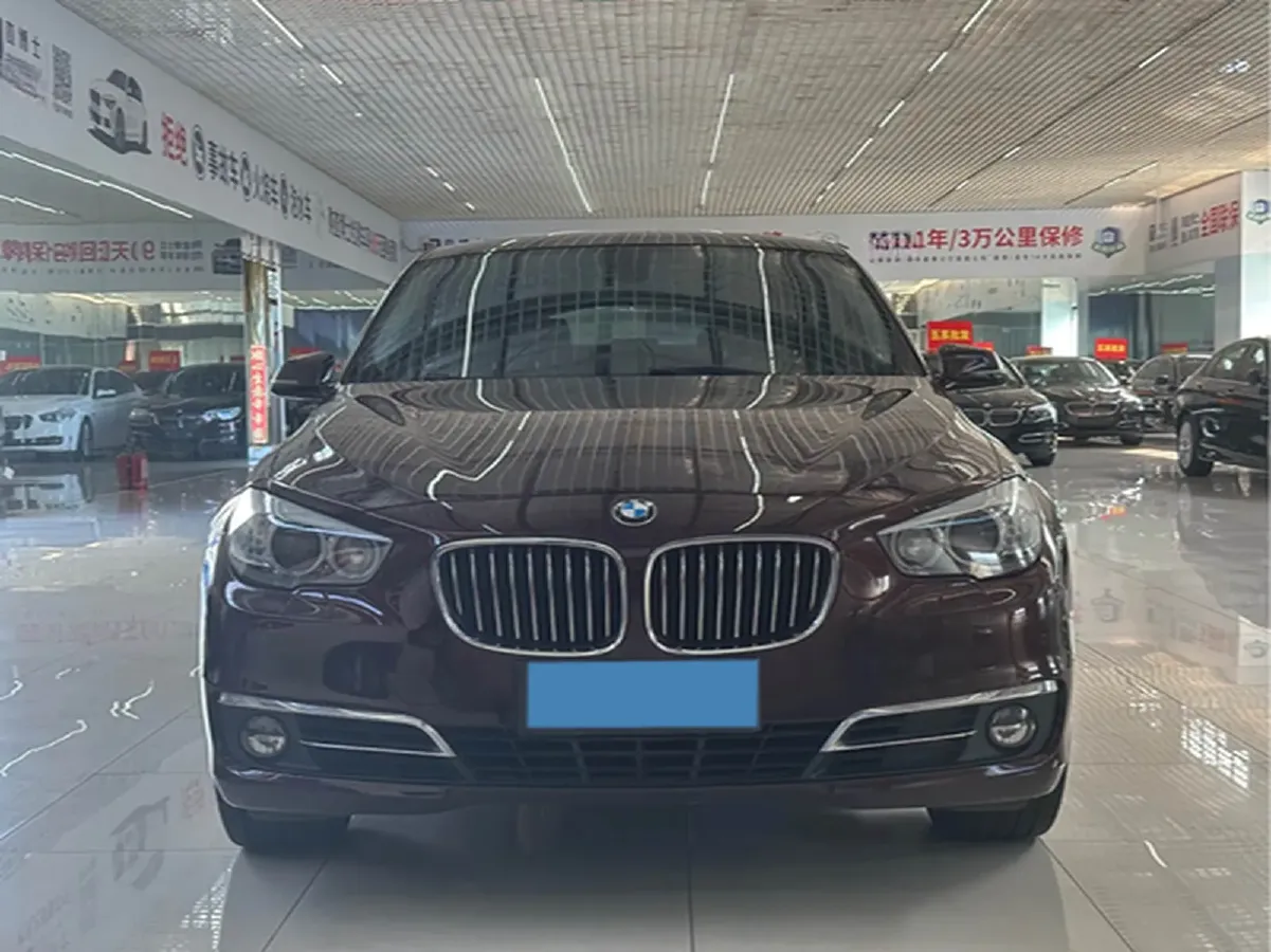 2015 BMW 5 Series GT 3.0T 306HP L6 8AT,autocango,china used car exporter,china ev exporter,chinese used car exporter,chinese used ev exporter