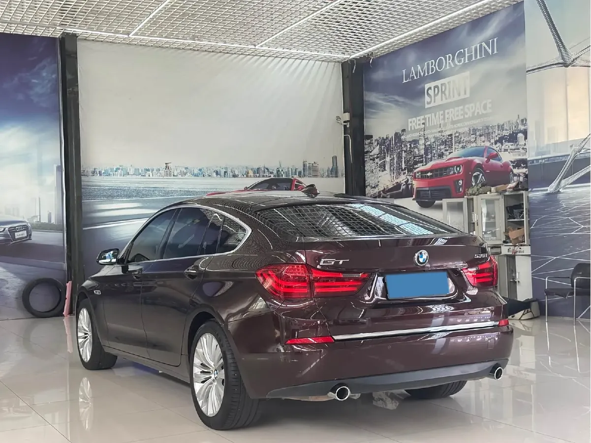 2015 BMW 5 Series GT 3.0T 306HP L6 8AT,autocango,china used car exporter,china ev exporter,chinese used car exporter,chinese used ev exporter