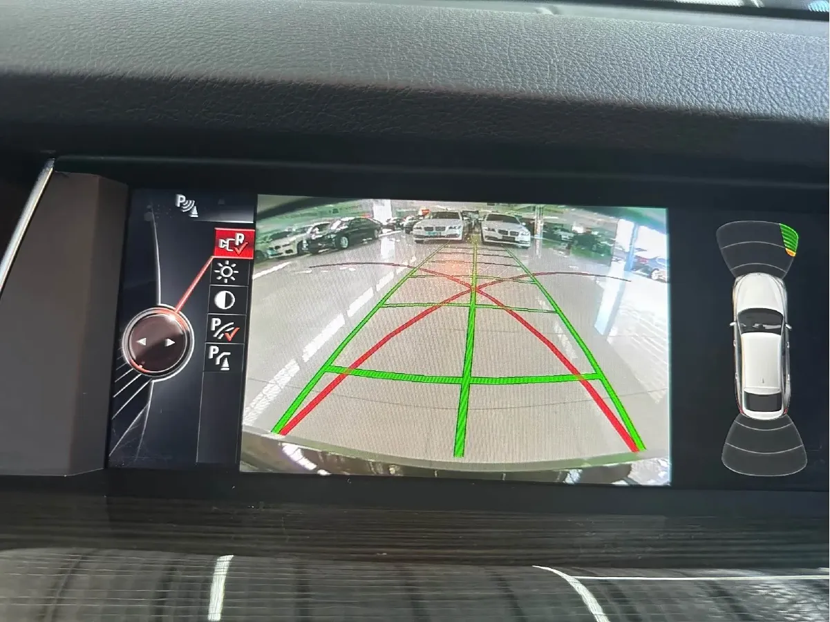 2015 BMW 5 Series GT 3.0T 306HP L6 8AT,autocango,china used car exporter,china ev exporter,chinese used car exporter,chinese used ev exporter