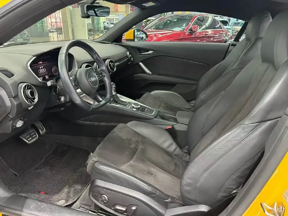 2015 Audi TT 2.0T 230HP L4 6DCT,autocango,china used car exporter,china ev exporter,chinese used car exporter,chinese used ev exporter