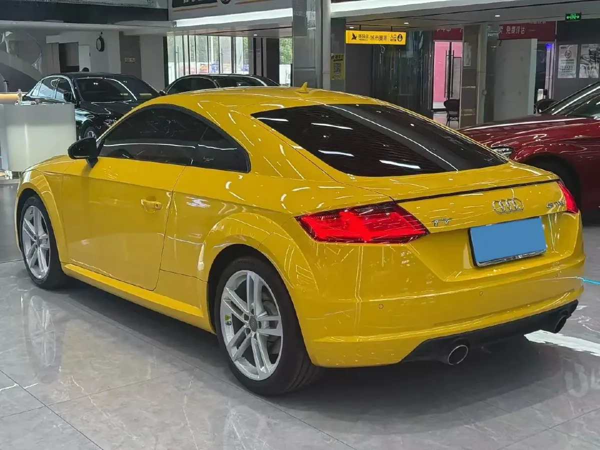 2015 Audi TT 2.0T 230HP L4 6DCT,autocango,china used car exporter,china ev exporter,chinese used car exporter,chinese used ev exporter