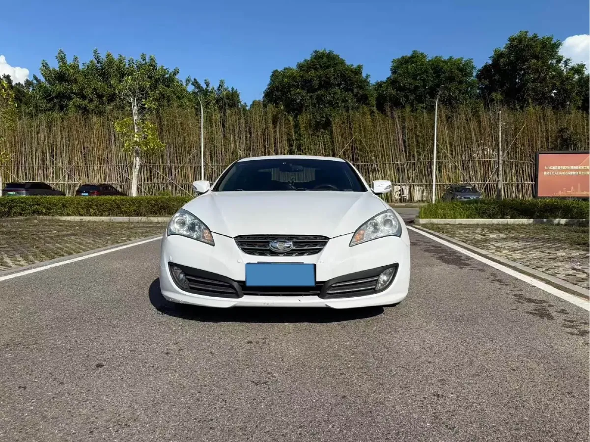 2009 Hyundai Rohens-Coupe 2.0T 210HP L4 5AT,autocango,china used car exporter,china ev exporter,chinese used car exporter,chinese used ev exporter