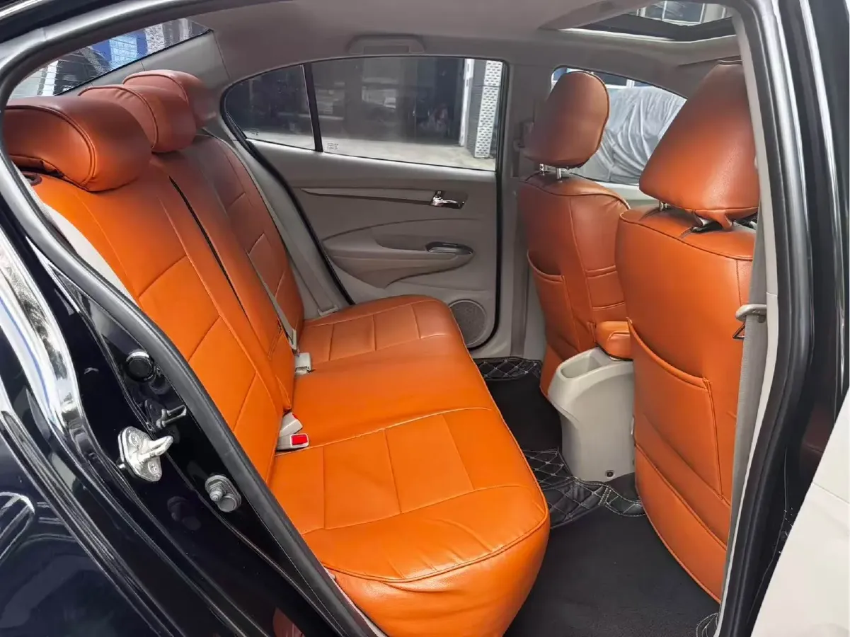 2012 Honda City Classic 1.5L 120HP L4 5AT,autocango,china used car exporter,china ev exporter,chinese used car exporter,chinese used ev exporter