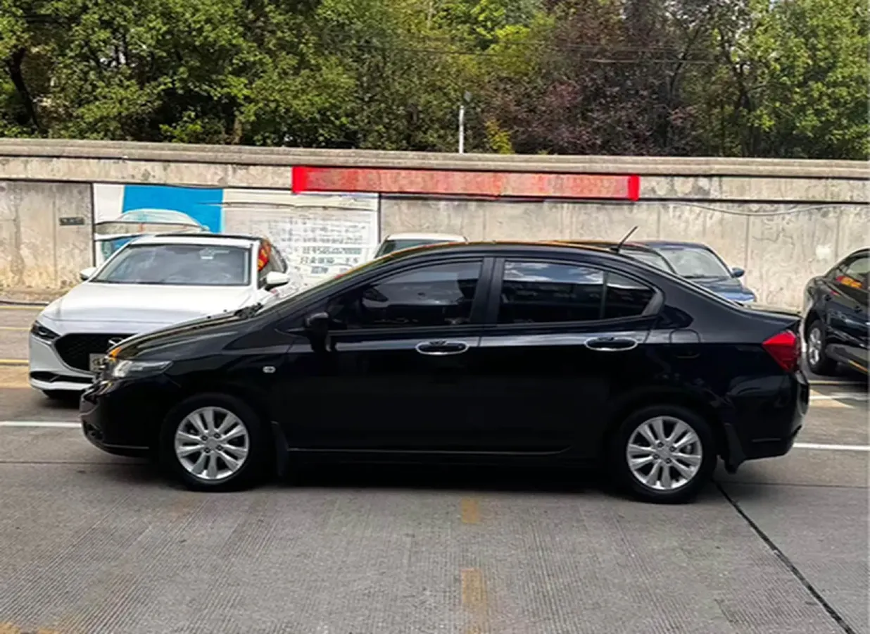 2012 Honda City Classic 1.5L 120HP L4 5AT,autocango,china used car exporter,china ev exporter,chinese used car exporter,chinese used ev exporter