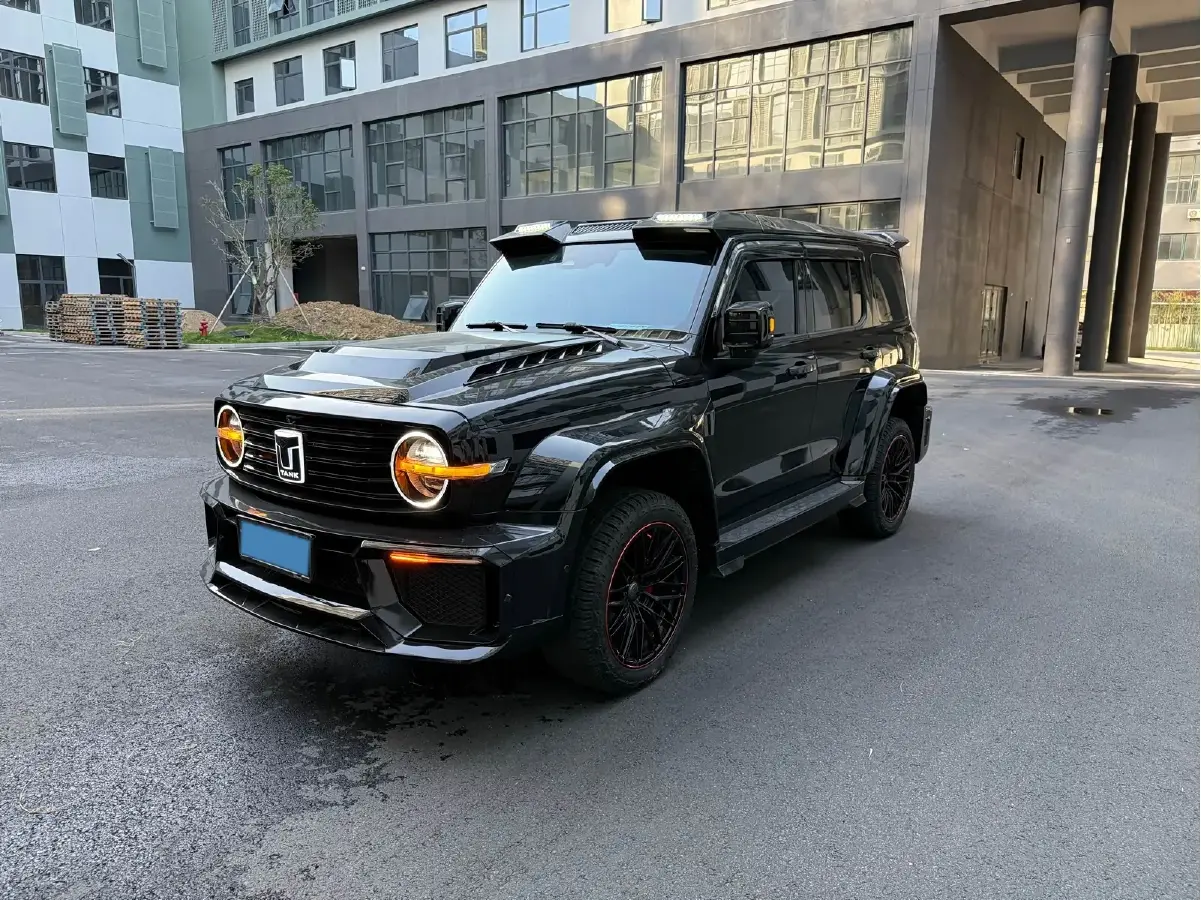 2021 Tank 300 2.0T 227HP L4 8AT