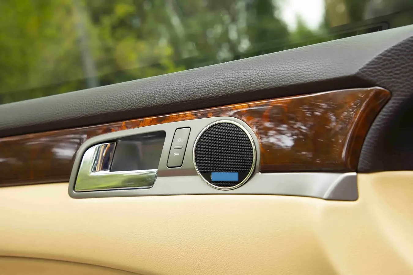 2012 Volkswagen Pheaton 3.0L 250HP V6 6AT,autocango,china used car exporter,china ev exporter,chinese used car exporter,chinese used ev exporter