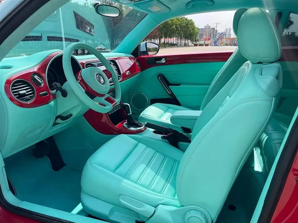 2018 Volkswagen Beetle 1.2T 105HP L4 7DCT,autocango,china used car exporter,china ev exporter,chinese used car exporter,chinese used ev exporter