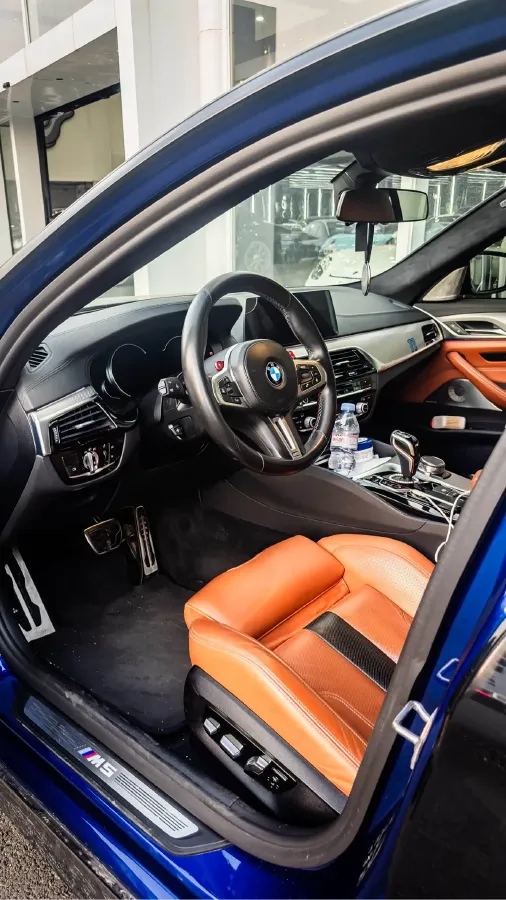 2018 BMW M5 4.4T 600HP V8 8AT,autocango,china used car exporter,china ev exporter,chinese used car exporter,chinese used ev exporter