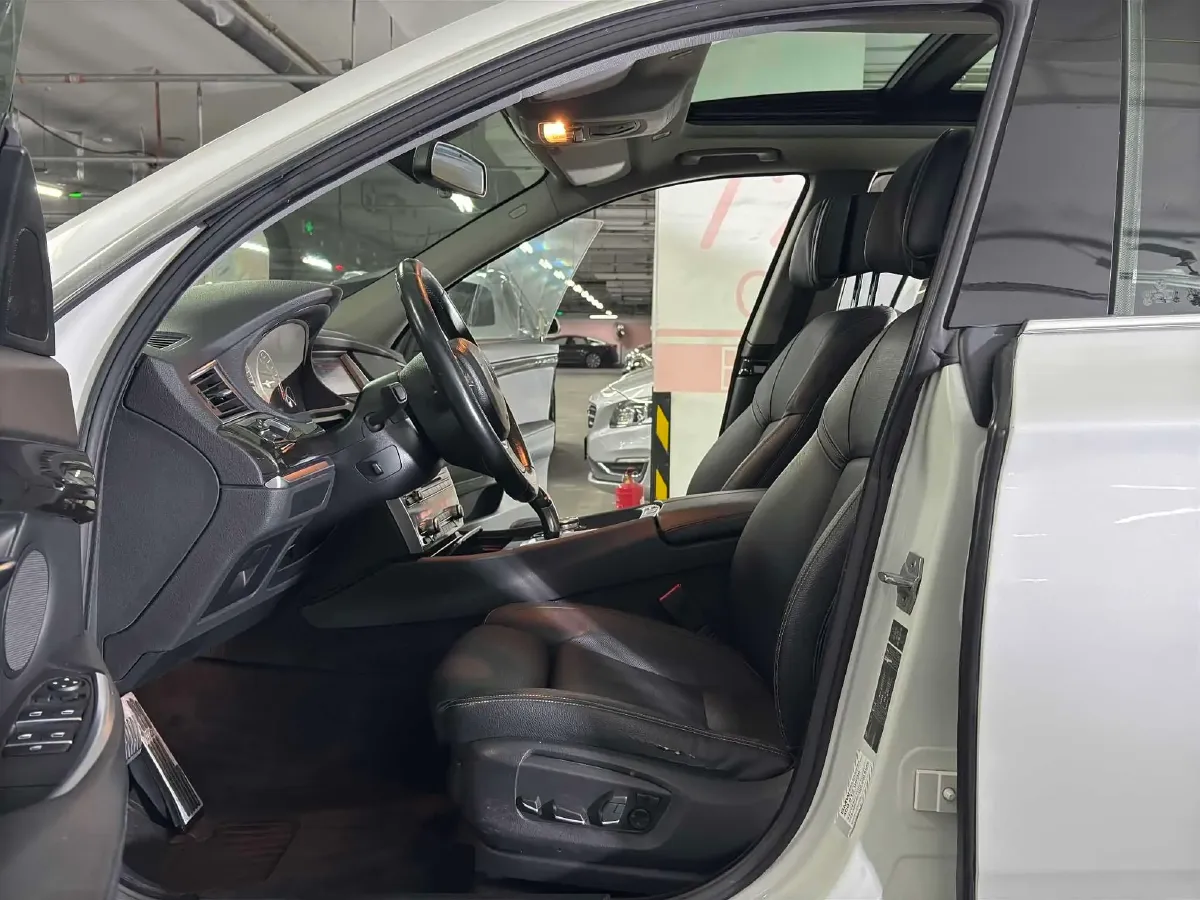 2014 BMW 5 Series GT 2.0T 245HP L4 8AT,autocango,china used car exporter,china ev exporter,chinese used car exporter,chinese used ev exporter