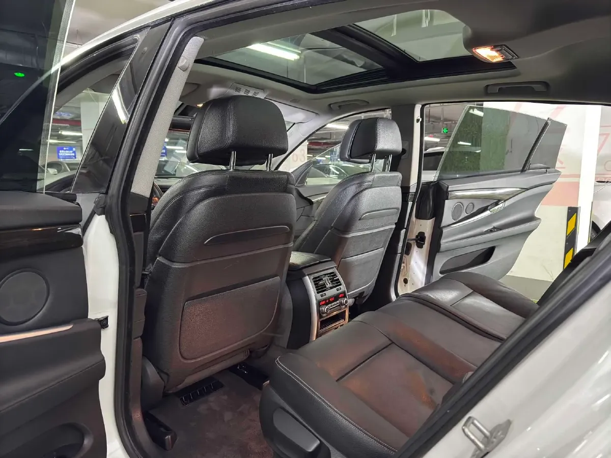 2014 BMW 5 Series GT 2.0T 245HP L4 8AT,autocango,china used car exporter,china ev exporter,chinese used car exporter,chinese used ev exporter