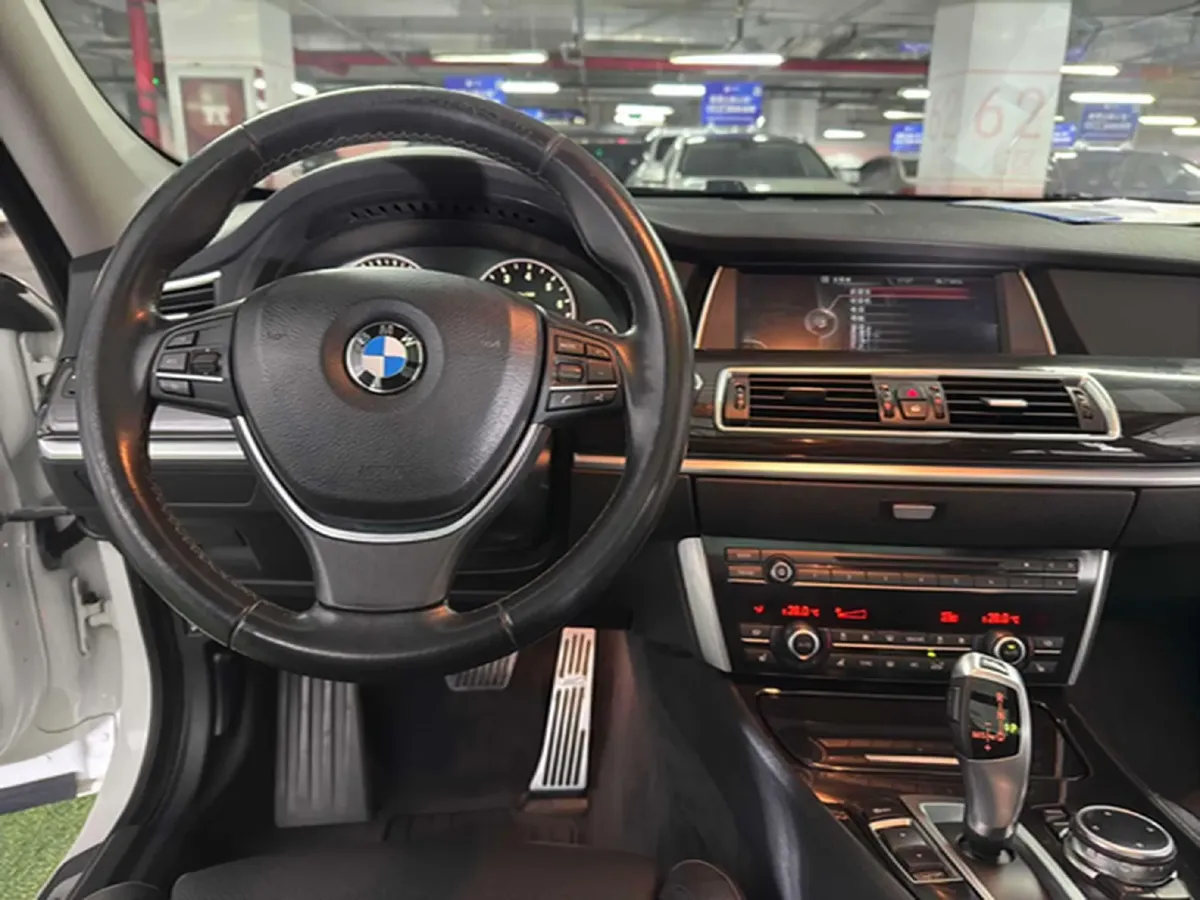 2014 BMW 5 Series GT 2.0T 245HP L4 8AT,autocango,china used car exporter,china ev exporter,chinese used car exporter,chinese used ev exporter