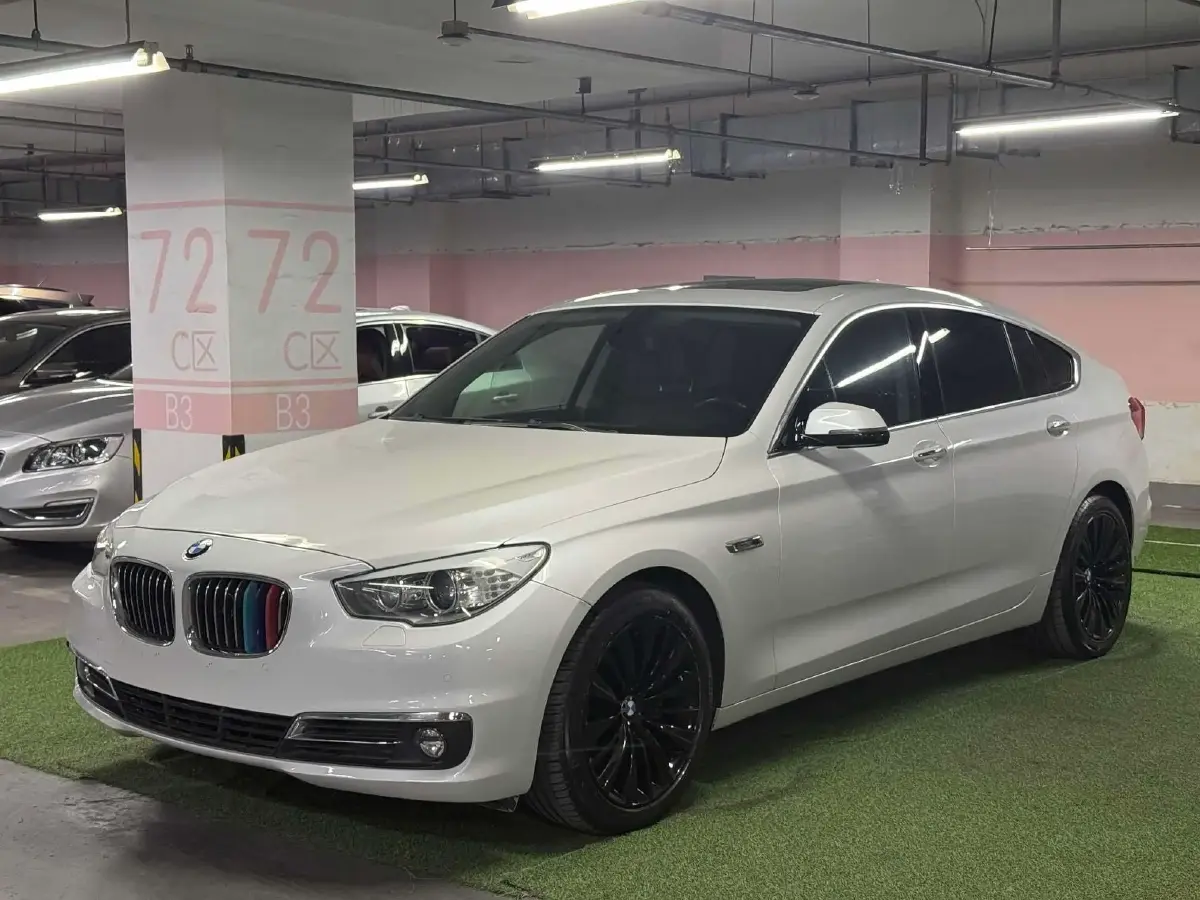 2014 BMW 5 Series GT 2.0T 245HP L4 8AT