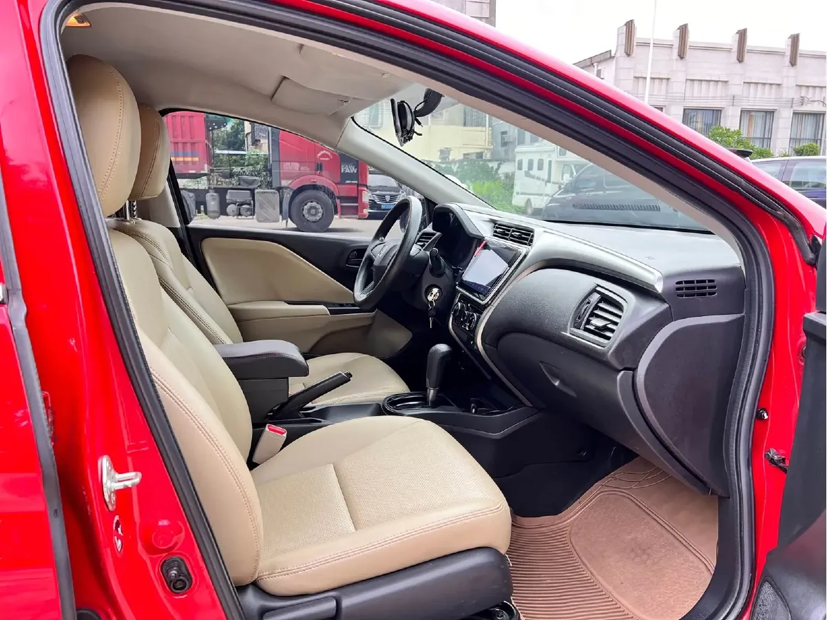 2015 Honda City 1.5L 131HP L4 CVT,autocango,china used car exporter,china ev exporter,chinese used car exporter,chinese used ev exporter