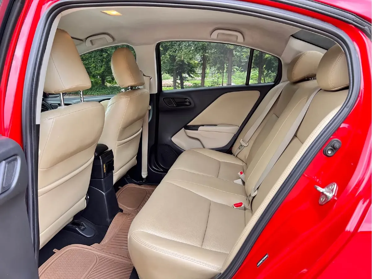 2015 Honda City 1.5L 131HP L4 CVT,autocango,china used car exporter,china ev exporter,chinese used car exporter,chinese used ev exporter