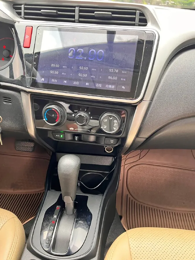 2015 Honda City 1.5L 131HP L4 CVT,autocango,china used car exporter,china ev exporter,chinese used car exporter,chinese used ev exporter