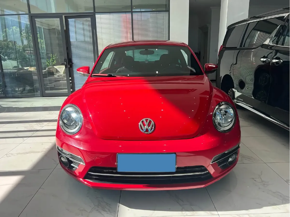 2017 Volkswagen Beetle 1.2T 105HP L4 7DCT,autocango,china used car exporter,china ev exporter,chinese used car exporter,chinese used ev exporter