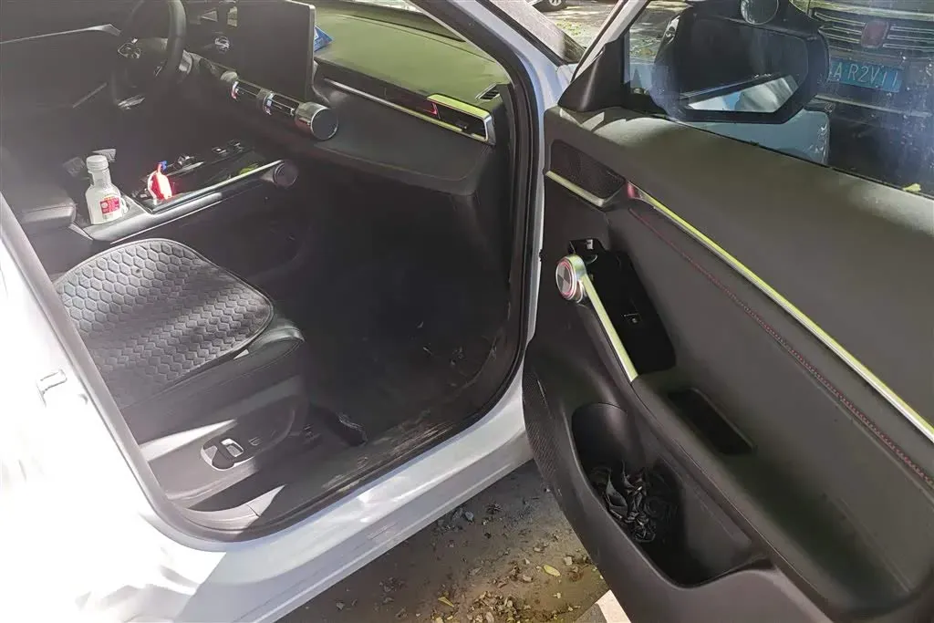 2022 GAC Trumpchi Emkoo 1.5T 177HP L4 7DCT,autocango,china used car exporter,china ev exporter,chinese used car exporter,chinese used ev exporter