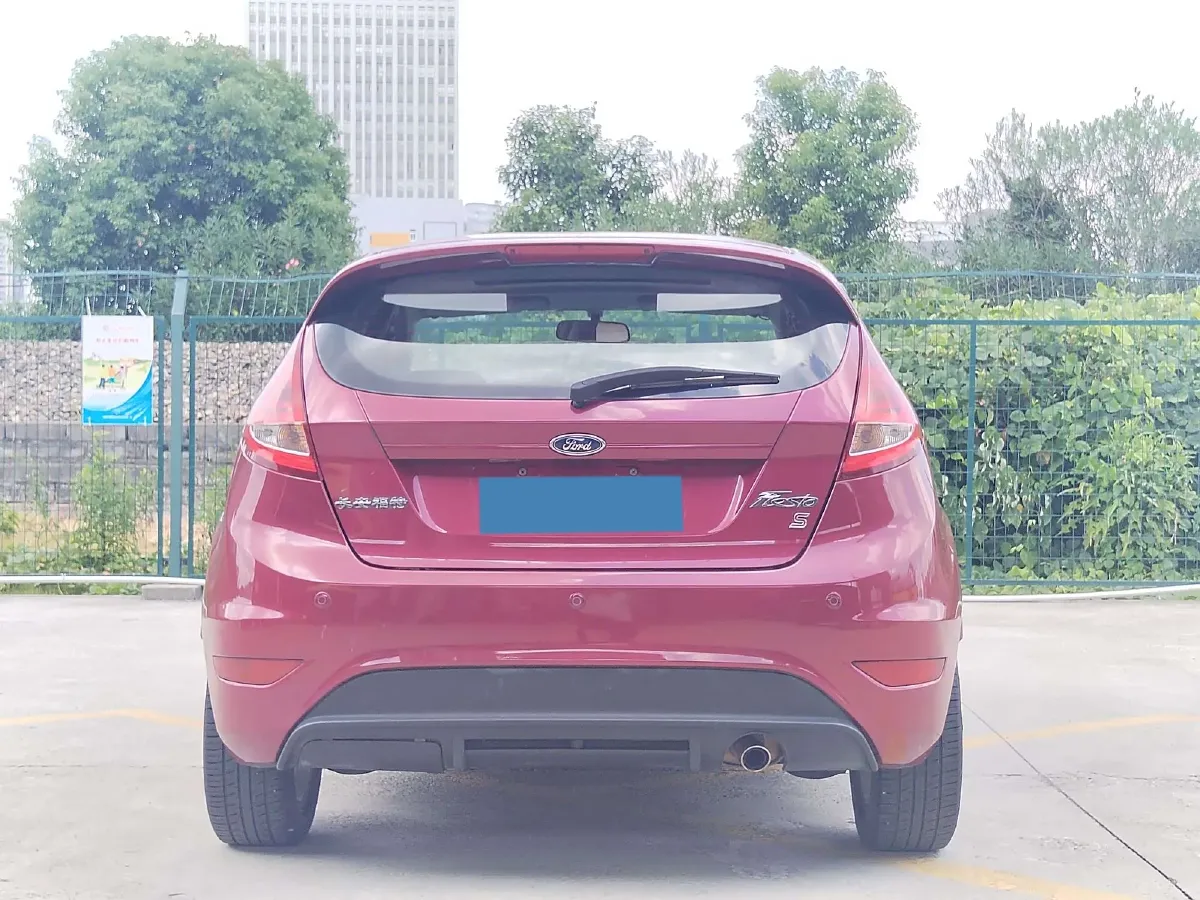 2012 Ford Fiesta 1.5L 103HP L4 4AT,autocango,china used car exporter,china ev exporter,chinese used car exporter,chinese used ev exporter