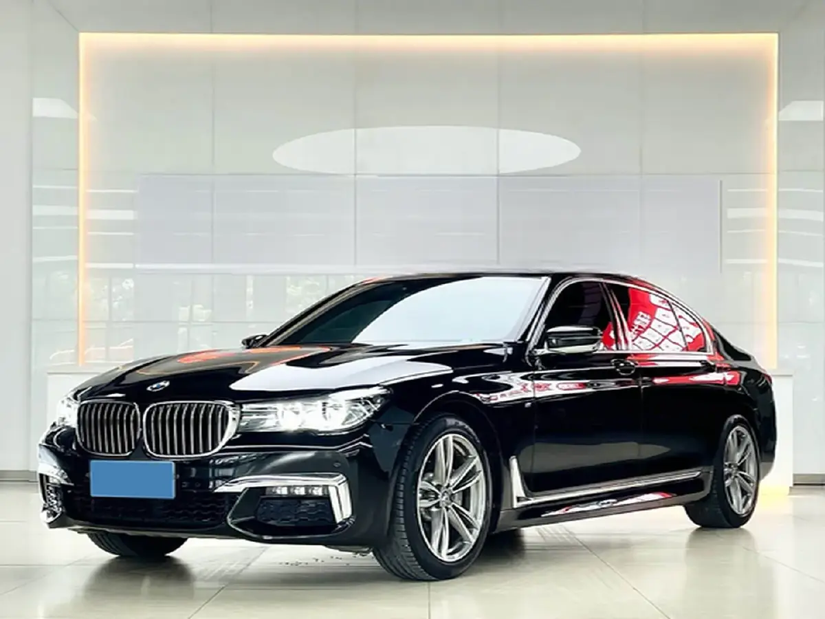 2018 BMW 7 Series 2.0T 258HP L4 8AT