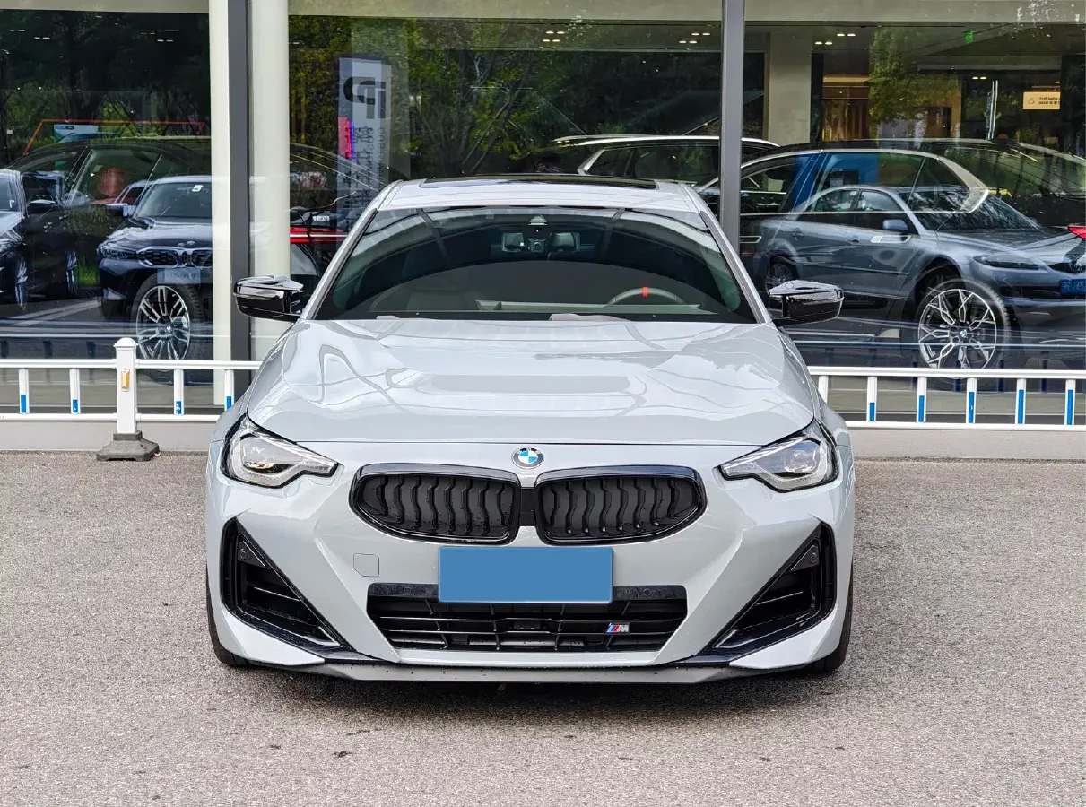 2024 BMW 3.0T 333HP L6 8AT,autocango,china used car exporter,china ev exporter,chinese used car exporter,chinese used ev exporter