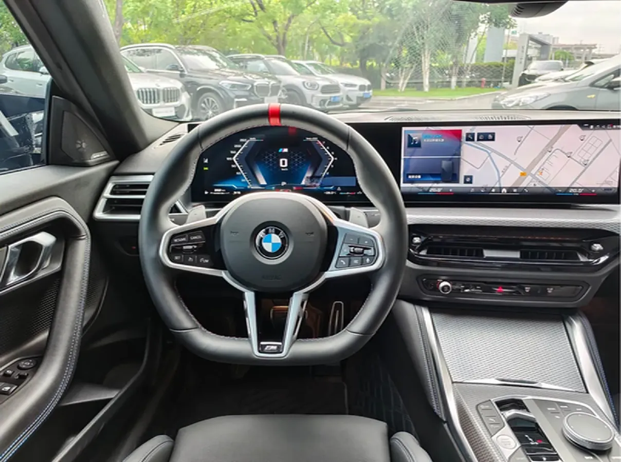 2024 BMW 3.0T 333HP L6 8AT,autocango,china used car exporter,china ev exporter,chinese used car exporter,chinese used ev exporter